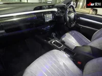 Toyota HILUX лот № 4190 оценка 5  с аукциона в Японии 2