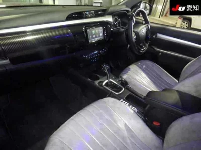 Toyota HILUX  с аукциона в Японии