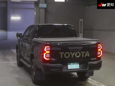 Toyota HILUX  с аукциона в Японии