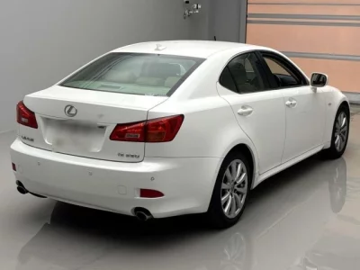 Lexus IS  с аукциона в Японии