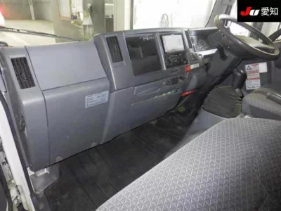 Isuzu ELF  с аукциона в Японии