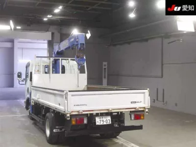 Isuzu ELF  с аукциона в Японии