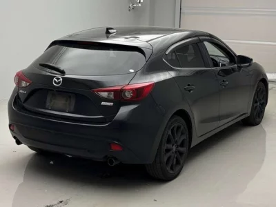 Mazda AXELA  с аукциона в Японии