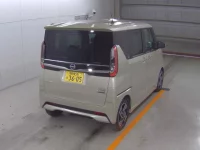 Nissan ROOX лот № 3060 оценка 6  с аукциона в Японии 3