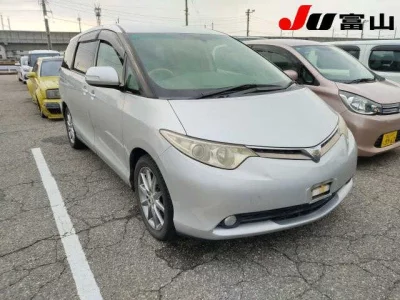 Toyota ESTIMA  с аукциона в Японии