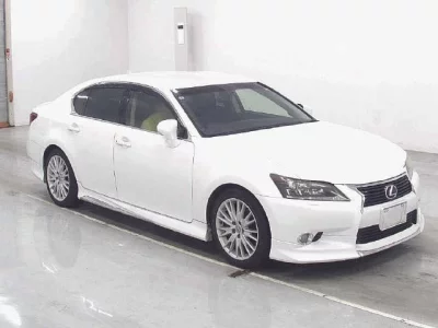 Lexus GS  с аукциона в Японии