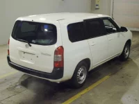Toyota PROBOX лот № 62013 оценка R  с аукциона в Японии 1