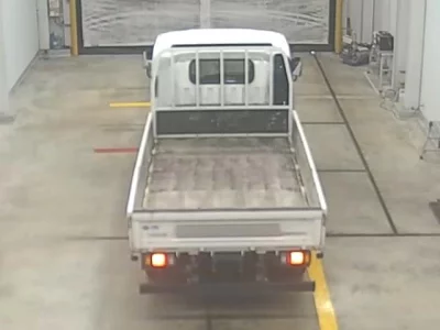 Mazda TITAN  с аукциона в Японии