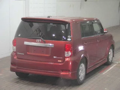 Toyota COROLLA RUMION  с аукциона в Японии