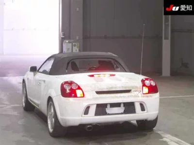 Toyota MR-S  с аукциона в Японии