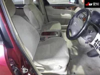 Toyota IPSUM лот № 30493 оценка 3.5  с аукциона в Японии 5