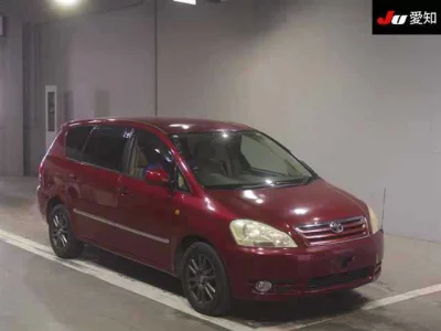 Toyota IPSUM  с аукциона в Японии