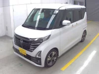 Nissan ROOX лот № 3072 оценка 3.5  с аукциона в Японии 2