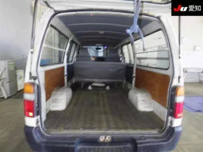 Toyota HIACE VAN  с аукциона в Японии