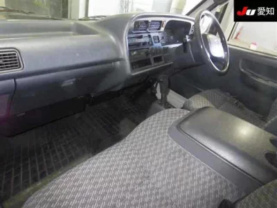 Toyota HIACE VAN  с аукциона в Японии