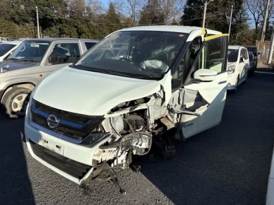 Nissan SERENA  с аукциона в Японии