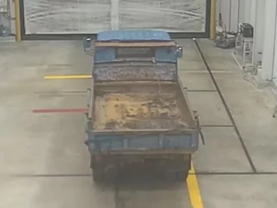 Mazda TITAN  с аукциона в Японии