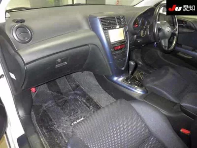 Toyota CALDINA  с аукциона в Японии
