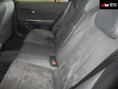 Toyota CROWN  с аукциона в Японии