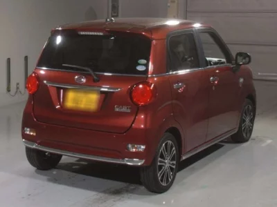 Toyota PORTE  с аукциона в Японии