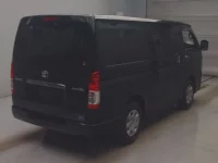 Toyota HIACE VAN лот № 25018 оценка R  с аукциона в Японии 1