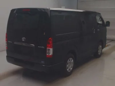 Toyota HIACE VAN  с аукциона в Японии
