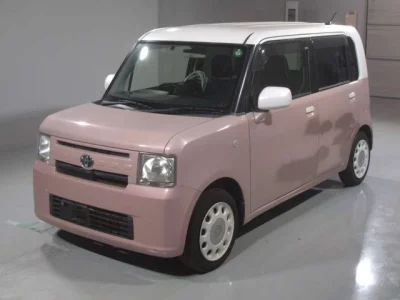 Toyota PIXIS SPACE  с аукциона в Японии