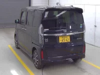 Honda N BOX лот № 3079 оценка 4  с аукциона в Японии 1