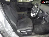 Toyota PRIUS лот № 30497 оценка 3.5  с аукциона в Японии 5