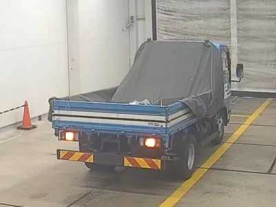 Isuzu ELF  с аукциона в Японии