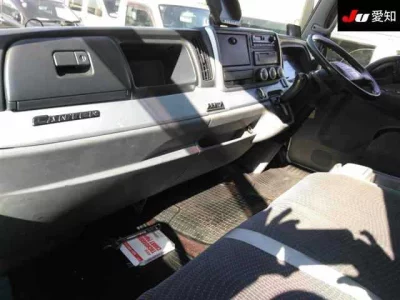 Mitsubishi CANTER  с аукциона в Японии