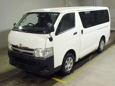 Toyota HIACE VAN  с аукциона в Японии