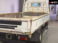 Hino DUTRO лот № 8042 оценка 3  с аукциона в Японии 7