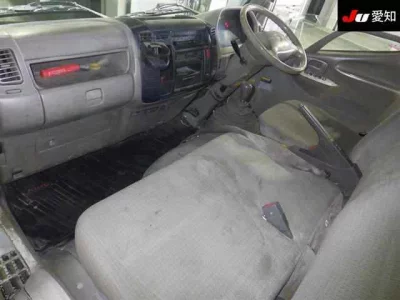 Hino DUTRO  с аукциона в Японии