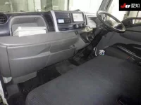 Nissan TRUCK лот № 8046 оценка 3.5  с аукциона в Японии 2
