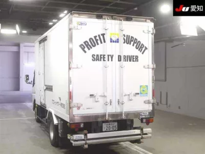 Nissan TRUCK  с аукциона в Японии