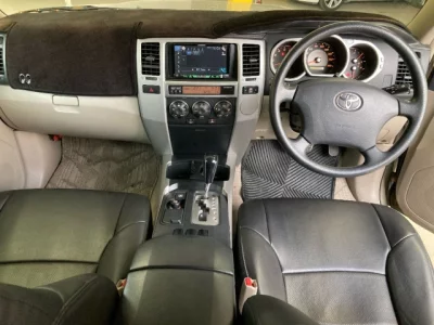 Toyota HILUX SURF  с аукциона в Японии