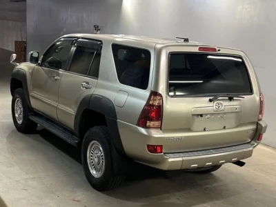 Toyota HILUX SURF  с аукциона в Японии