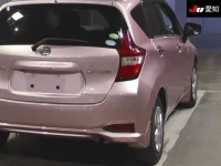 Nissan NOTE лот № 30588 оценка 3.5  с аукциона в Японии 7