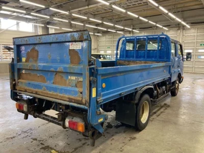 Toyota DYNA  с аукциона в Японии