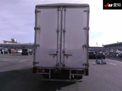 Mazda TITAN  с аукциона в Японии