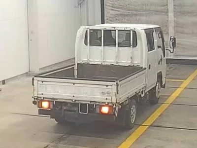 Isuzu ELF  с аукциона в Японии
