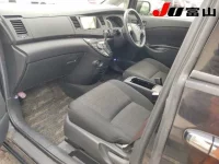 Toyota ISIS лот № 1061 оценка R  с аукциона в Японии 2