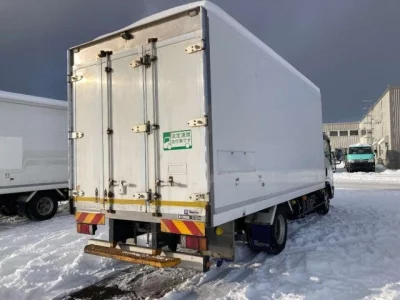 Isuzu ELF  с аукциона в Японии