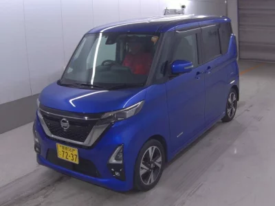 Nissan ROOX  с аукциона в Японии