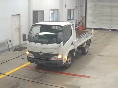 Hino DUTRO  с аукциона в Японии