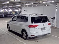 Volkswagen GOLF TOURAN лот № 48 оценка 4  с аукциона в Японии 4