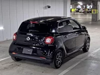 Smart FORFOUR лот № 47 оценка 4.5  с аукциона в Японии 1