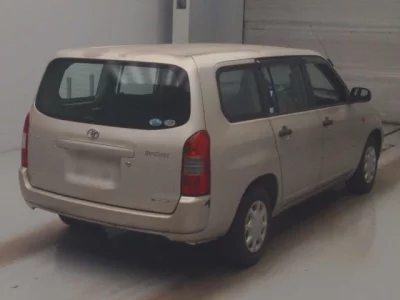 Toyota PROBOX  с аукциона в Японии