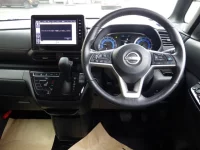 Nissan ROOX лот № 3092 оценка 5  с аукциона в Японии 4